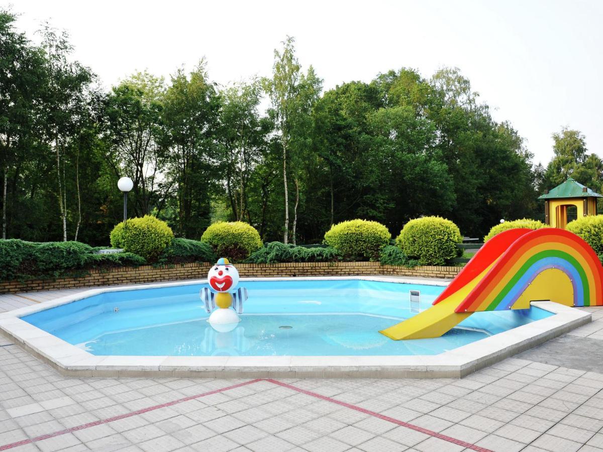 Spacious Home With A Fireplace At 3 Km From Baarle-Nassau Luaran gambar